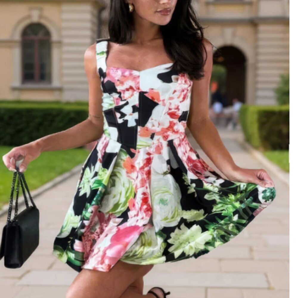 NWT AX Paris Multi Floral Print Sweetheart Neckline Bubble Hem Mini Dress Size 4